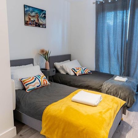 Flat 03 Studio Flat Near Aylesbury Station Free Parking Dış mekan fotoğraf